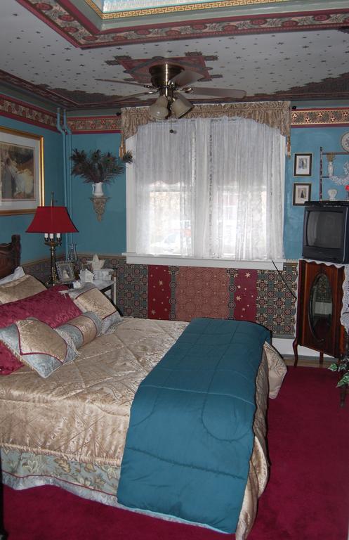 Schuster Mansion Bed&Breakfast Milwaukee Zimmer foto