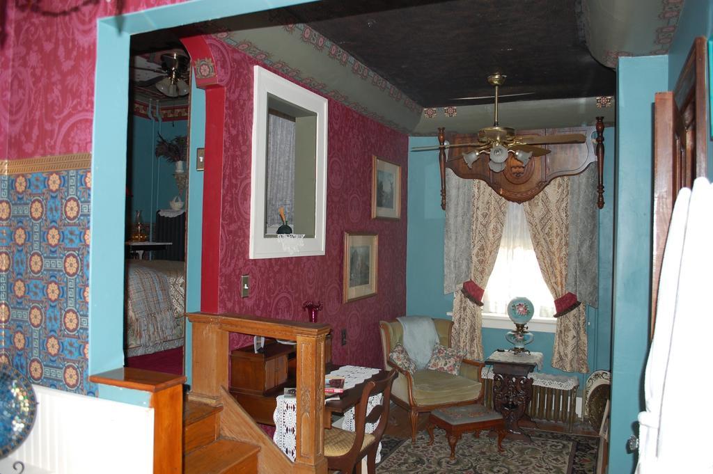 Schuster Mansion Bed&Breakfast Milwaukee Zimmer foto
